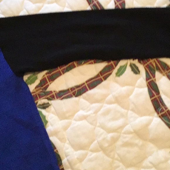 Sweater - Picture 2 of 3